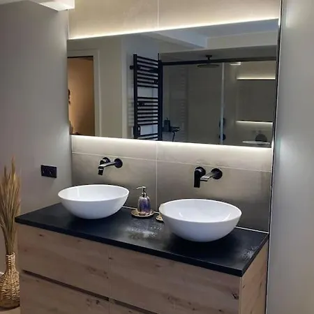 Maison De - 4 Personnes - O Coeur De * スパ