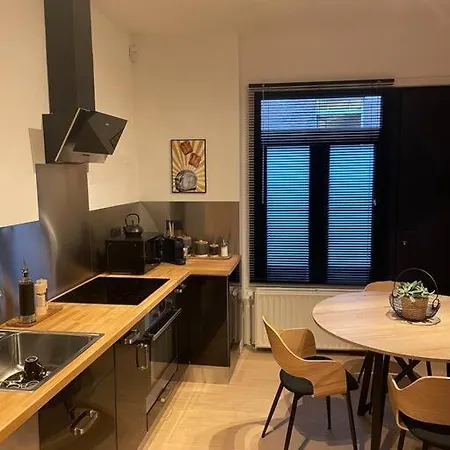 Maison De - 4 Personnes - O Coeur De